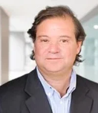 Retrato de Hernán Palacios